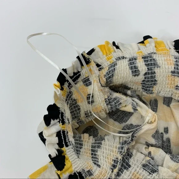 Who What Wear Linen Graphic Cat Smocked Off The Shoulder Short Sleeve Blouse Nwt - Picture 12 of 16